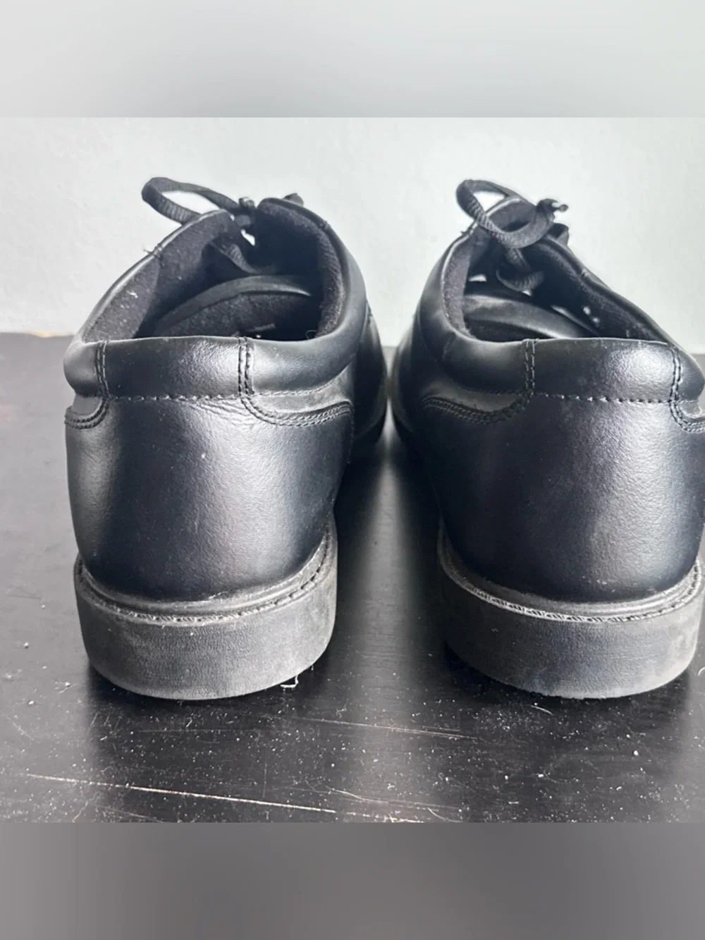 Safetrax Slip Resistant Leather Work Shoes Men’s 9.5 Black‎ Lace-Up Restaurant
